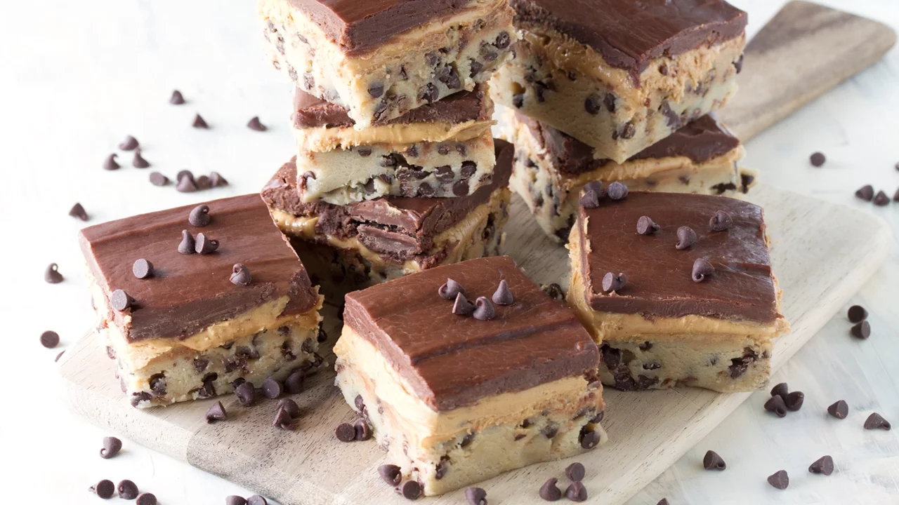 No Bake Peanut Butter Chocolate Chip Cookie Dough Bars