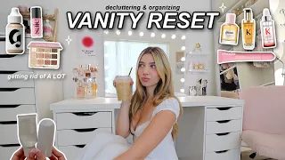 VANITY RESET & MAKEOVER ☆ decluttering, organizing and cleaning my vanity!