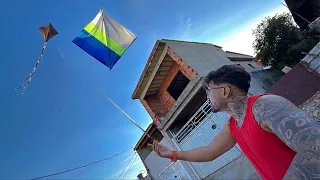 Fatiador de Pipa Apareceu e Cortou e Aparou a Pipa em 3 Pedaços*