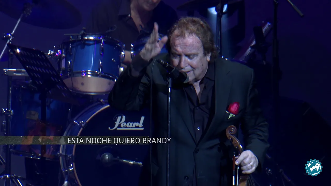 Dyango - Esta Noche Quiero Brandy (En Vivo en Teatro Gran Rex) Dyango - Esta Noche Quiero Brandy (En Vivo en Teatro Gran Rex)