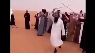 كنت ميتا في بحور الغي والاثم غريقا 
