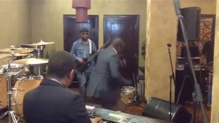sifiso khanyile singing we need love