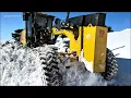 High Fatal Risk! How Caterpillar D7g Bulldozer Opens New Roads in Mountain Foothills #bulldozer