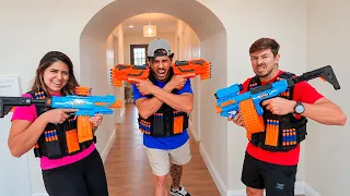 BATALHA DE NERF DENTRO DA NOSSA MANSAO NOS EUA 🇺🇸