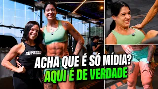 ACHA QUE É SÓ MÍDIA? AQUI É DE VERDADE! LEG DAY Carol Vaz e Julia Macedo