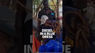 Giving the final gloss touches on the Perkins #windedvoyage #marinediesel #africatravel #senegal