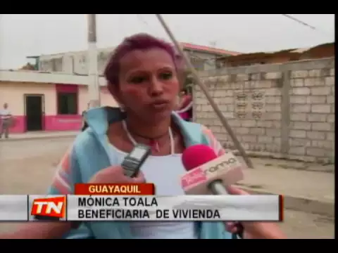 Entregan casas a familias damnificadas por incendio