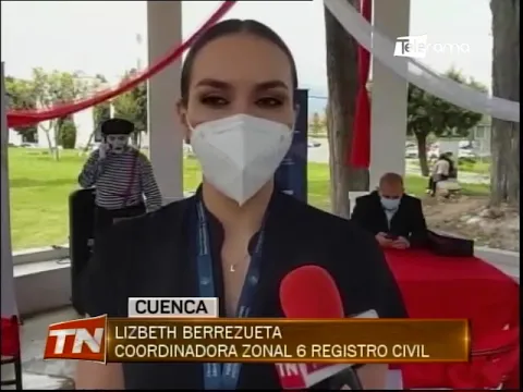 15 parejas contraen matrimonio en el registro civil de Cuenca