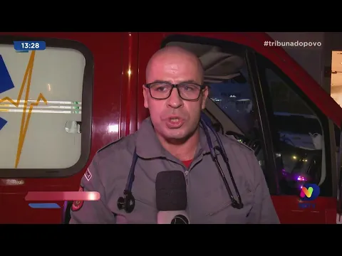 Duas pessoas feridas: carro de aplicativo capota durante corrida no bairro América, em Joinville