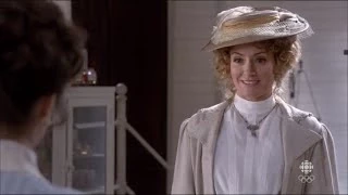Murdoch Mysteries - Julia Ogden Helene Joy
