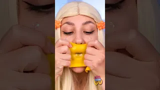 WOW So SatisfyingIce Ball With HOUKDoll 