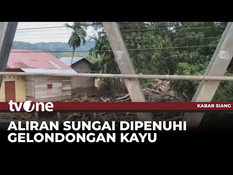 Penampakan Lautan Gelondongan Kayu yang Penuhi Aliran Sungai