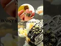 Two Tone Daisy Spinner Ring Spinner Ring in Silver