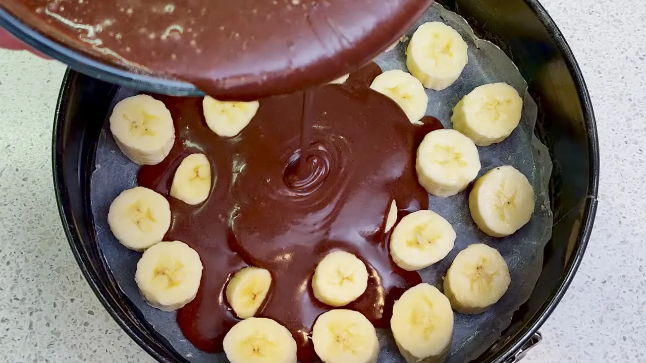 festliche Schokoladenbananentorten / Schokoladesahnetorte / Bananentorte. 