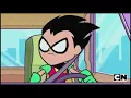Robin ouvindo Cheiro de Pneu Queimado no carro