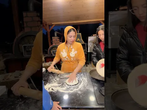 علب ملبس مش عيش 😋
