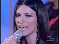 Download Lagu Laura Pausini - Invece No (C'è Posta Per Te 25/10/2008)