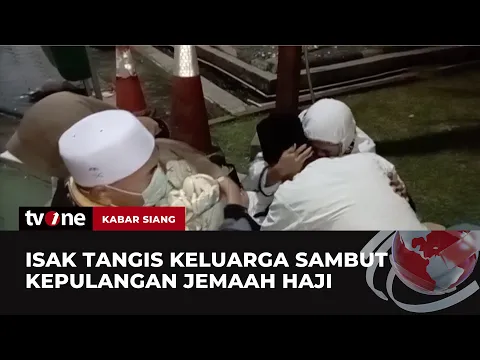 Jemaah Haji Tiba di Tanah Air Disambut Tangis Bahagia Keluarga