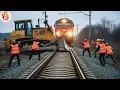 Download Lagu Most Unbelievable Train Moments Caught on Camera - Best of Month #157