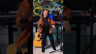 أغنية ولله شكلي حبيتك بالتركي بصوت فتاة صغيرة صوتها جميل جدا جدا و كأن الأغنية ألى 