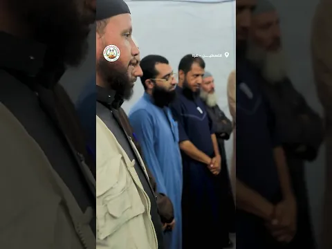 أحد المتسابقين يترنم في متون السيرة النبوية ..