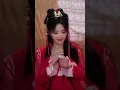 她穿成惡毒女配，開局就把未來會殺死自己的瘋批男主綁回府！系統逼她繼續虐他，誰料她越想保命越下不了手，最後竟親自闖入他的夢境，救出那個被全世界拋棄的男人！[#瘋批男主] [#系統攻略] [#雙向救贖]
