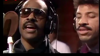 الأغنية الشهيرة We Are The World مترجمة إلى اللغة العربية 