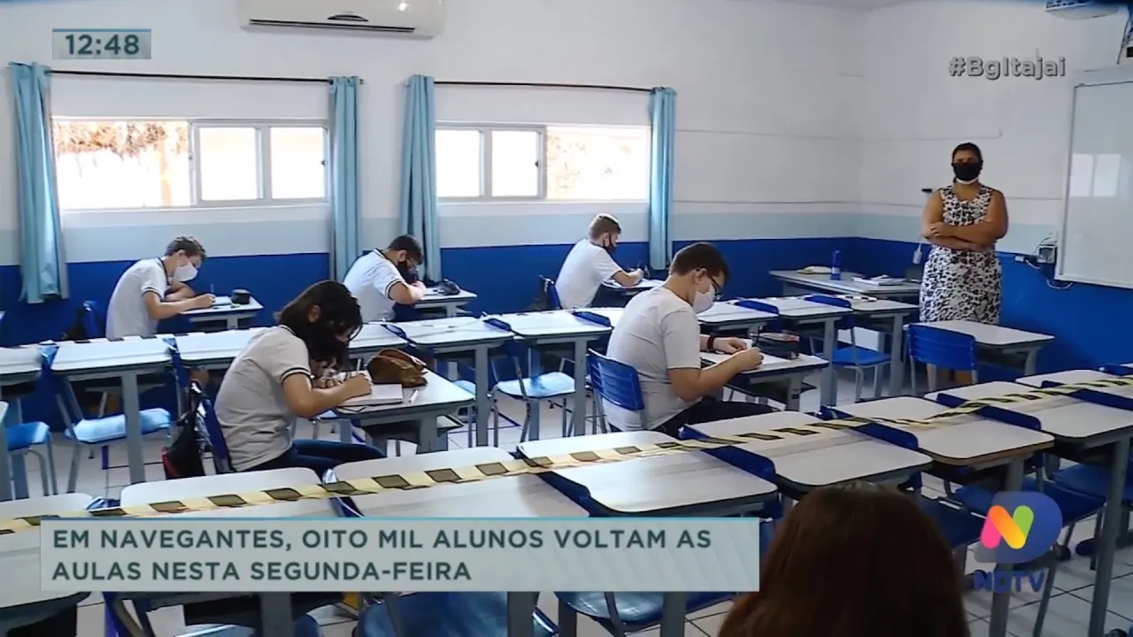 Oito mil alunos voltaram as aulas nesta segunda-feira em Navegantes