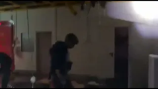 شاهد من مكان سقوط صاروخ على مبنى في أشكول قريبا قريبا ترون العجيب 