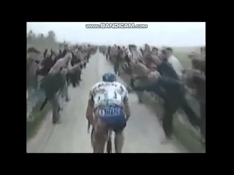 Johan Museeuw remporte son deuxième Paris Roubaix en 2000 - YouTube thumbnail