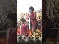 sinden cantik indri tersenyum manis