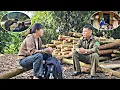While wandering in search of a job Loan happened to meet a kind police officer