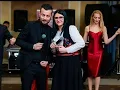 Download Lagu Cristina Voinea si Daniel Strechie - Fir-al dracu de bărbat, cu chelia ta din cap | Colaj Sarbe 2025