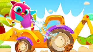 Hop Hop and Peck Peck are playing with cars and trying to build a fish tank.