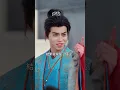 被家族排擠的廢柴小伙卻僅憑一滴水就擊穿江湖第一殺手，救下嬌嫩公主！豈料他一直扮豬吃虎卻擁有神級龍魂，從此無數美人日日半夜爬床求雙修！ #龍魂武帝