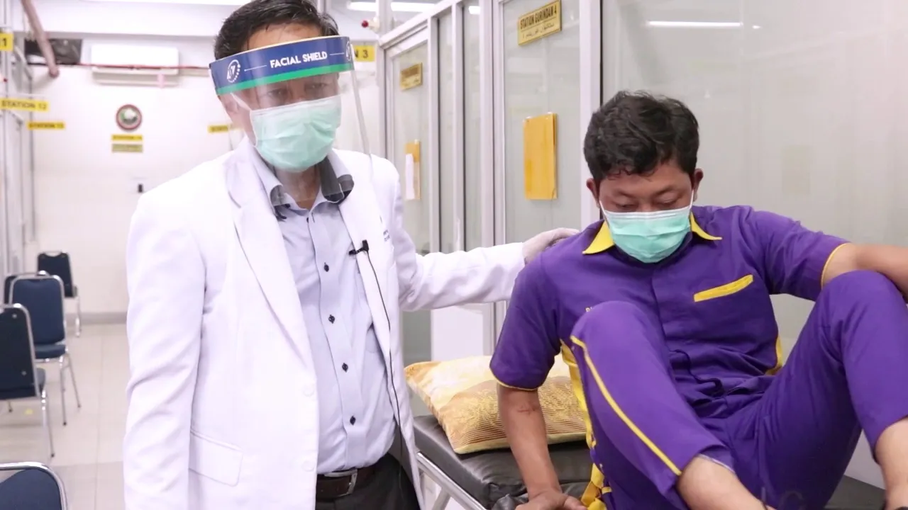 pemeriksaan fisik merupakan salah satu proses dalam asuhan keperawatan.tidak terkecuali asuhan keper. 