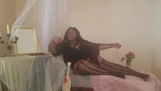 St Louis Dominatrix Empress Lady Domina Byte