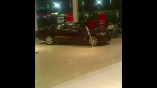 ليبي عايش حياتي معاك مسرع دندنها