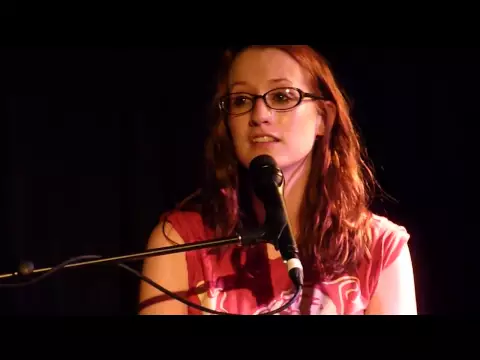Download MP3 Ingrid Michaelson - Can't Help Falling in Love (Live in Melbourne on 13 Nov 2010)