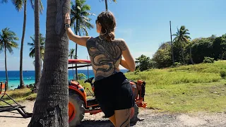 Sailing to Incredible Self-Reliant OFF GRID Island