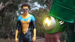 Ben 10 FIGHTS Invincible!