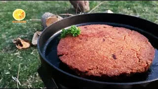 الكبة الصاجية عالحطب في حديقة منزلنا بكندا