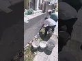 Lagu Teknik pekerja ahli menghaluskan cor pada dinding dengan alat sederhana #shorts