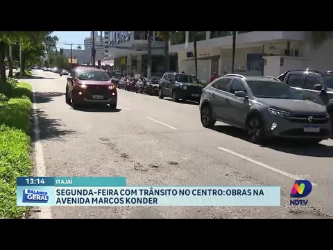 Obras na Av. Marcos Konder causam trânsito lento no Centro de Itajaí