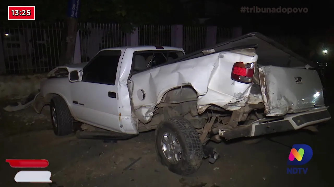 Acidente em Joinville: Carro bate em poste e Iririú fica sem energia