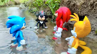 ultimate rescue saving sonic shadow tails knuckles u0026 friends from the irrigation ditch