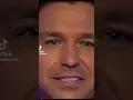 Ron DeSantis sucks at smiling on camera