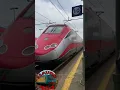 Download Lagu CLAMOROSO SORPASSO TRA DUE FRECCIAROSSA IN TRANSITO A LAMBRATE- ETR 500 E ETR 700
