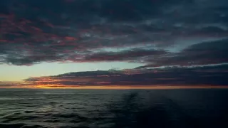 مشاهد للمونتاج  بحر سماء غيوم                      دندنها