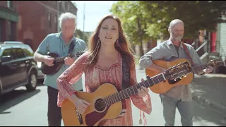 blowin in the wind bob dylan cover by jessica rhaye and the ramshackle parade